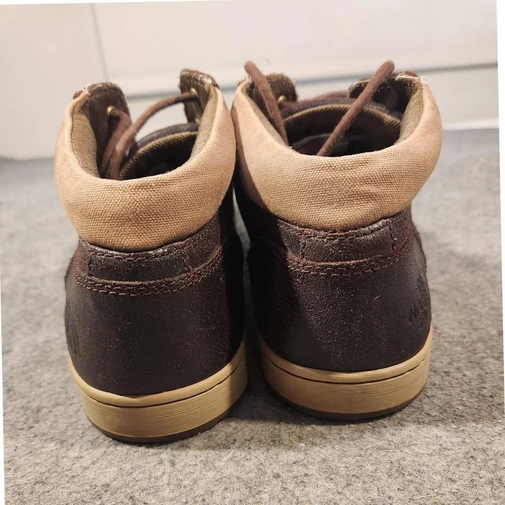 The North Face Shoes Mens Size 11.5 Brown Leather Chukka Sneakers NF0A2T4J